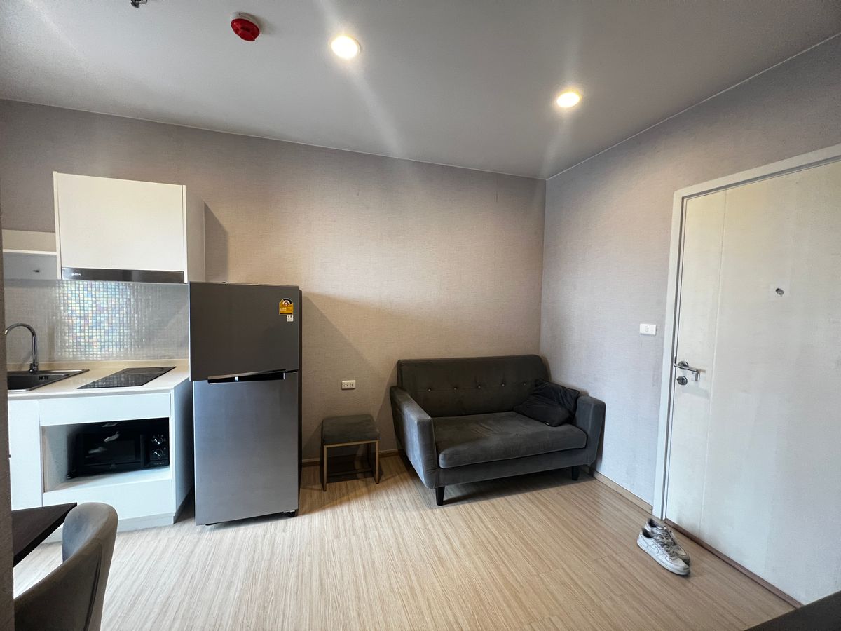 For RentCondoPinklao, Charansanitwong : Urgent rent, Plum-Pinklao Condo, 1 bedroom, 27 sq m, corner room, 5th floor, big, beautiful room in the corner, 12000/month, call for consultation 094-6245941
