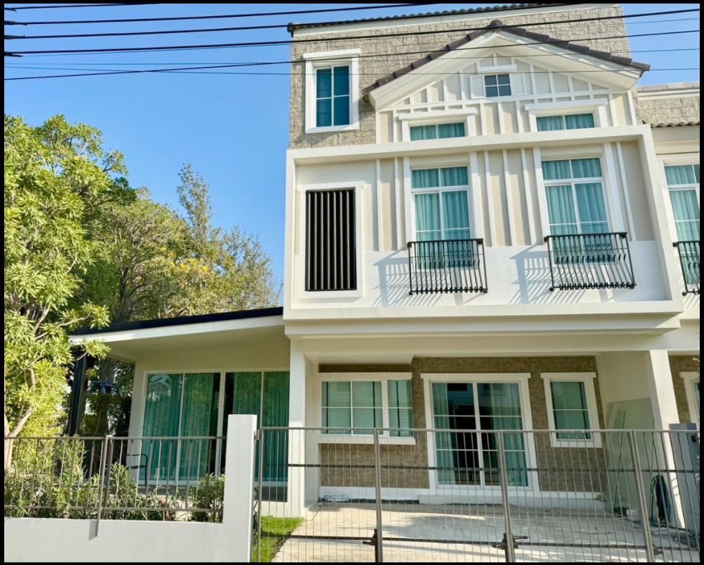 For SaleHouseBangna, Bearing, Lasalle : ♦ Scandinavia Style ♦ 2-Story Detached House, 51.00 sq.w. | 3 Bedrooms, 2 Parking Spaces | Near Prince Suvarnabhumi Hospital 8 mins, Mega Bangna 8 mins