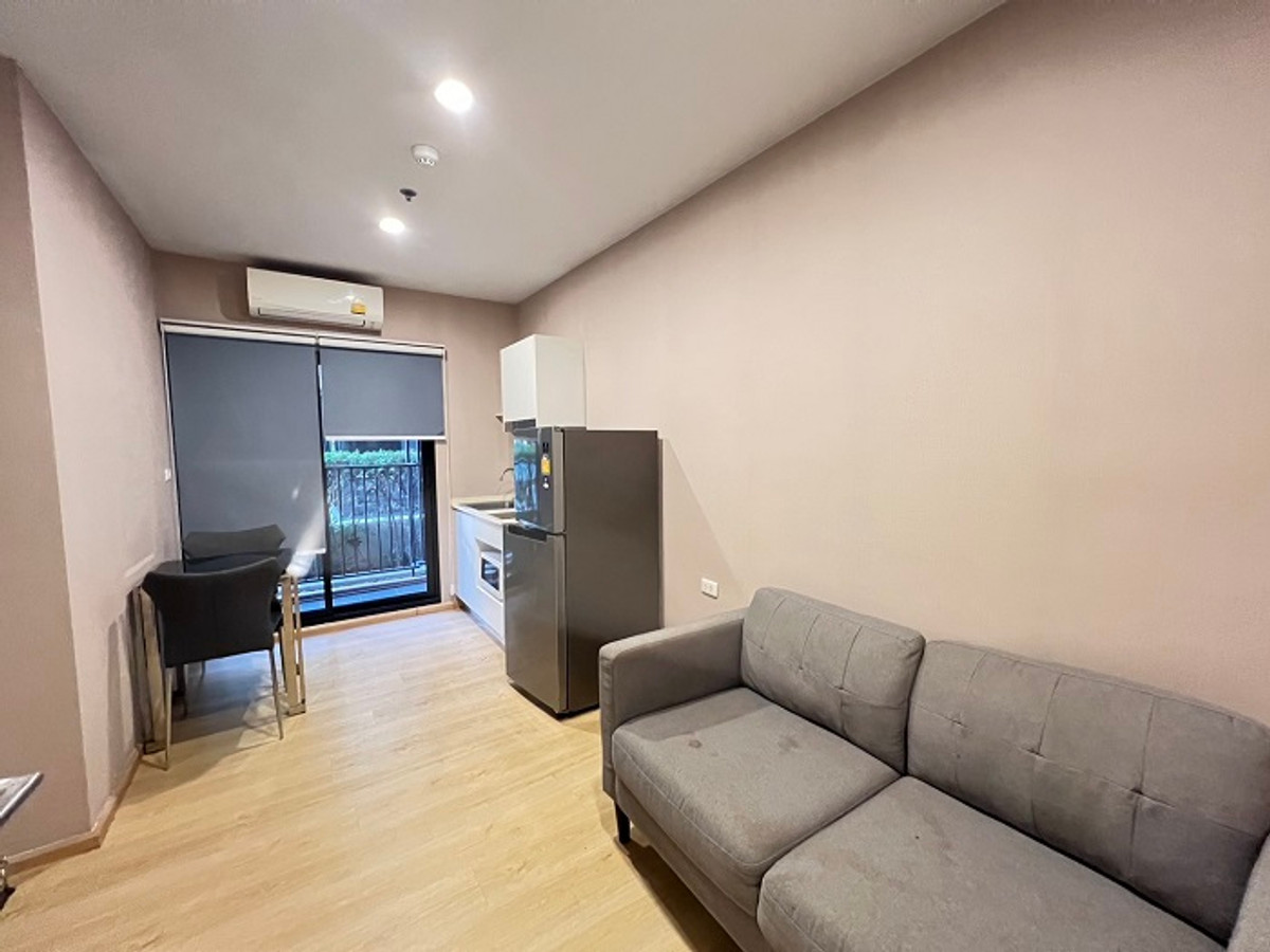 ให้เช่าคอนโดปิ่นเกล้า จรัญสนิทวงศ์ : เช่าด่วน คอนโดพลัม-ปิ่นเกล้า 1 ห้องนอน 1 ห้องน้ำ  27 ตรม.ห้องชั้น 5 ห้องสวย (ครบ+ซักผ้า) เพียง 11000/เดือน ว่างพร้อมอยู่ โทรปรึกษา 094-6245941