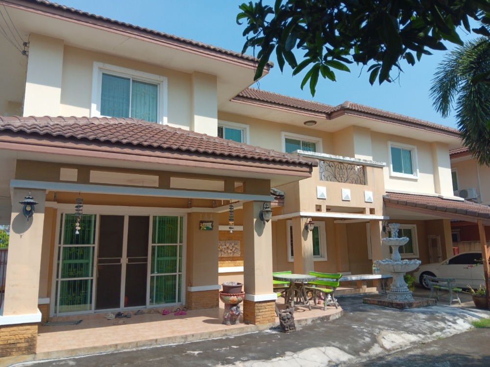 For SaleHousePhutthamonthon, Salaya : 2-story detached house for sale, lots of space, Paradise Ville Village, Sala Thammasop Road, Phutthamonthon Sai 2, near Borommaratchachonnani Road.