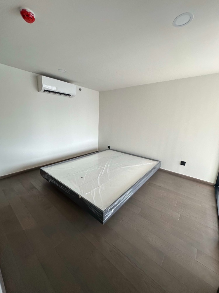 ขายคอนโดสยาม จุฬา สามย่าน : Park Origin Chula - Samyan 【𝐒𝐄𝐋𝐋】🔥 ขายต่ำกว่าตลาด! คอนโดใจกลางเมือง มาพร้อมส่วนกลางครบครัน ใกล้สามย่านมิตรทาวน์ พร้อมอยู่!🔥ติดต่อไลน์ไอดี: @hacondo