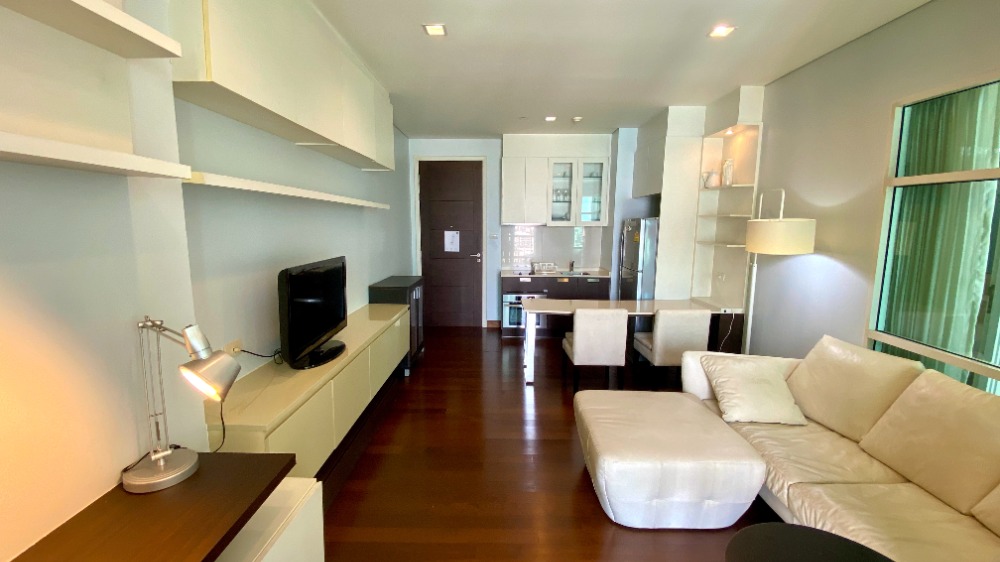 For SaleCondoSukhumvit, Asoke, Thonglor : For sale, Ivy Thonglor, 1 bedroom, corner room, private zone, large size 43 sq m., beautiful, neat and ready to move in.