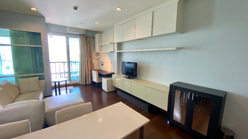 For SaleCondoSukhumvit, Asoke, Thonglor : For sale, Ivy Thonglor, 1 bedroom, corner room, private zone, large size 43 sq m., beautiful, neat and ready to move in.