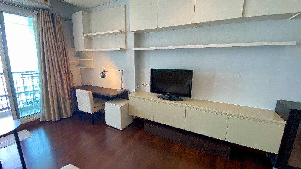 For SaleCondoSukhumvit, Asoke, Thonglor : For sale, Ivy Thonglor, 1 bedroom, corner room, private zone, large size 43 sq m., beautiful, neat and ready to move in.