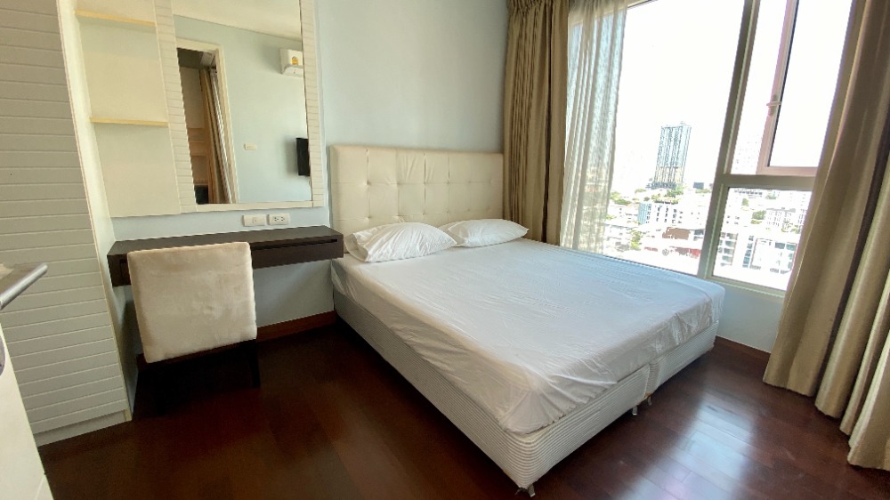 For SaleCondoSukhumvit, Asoke, Thonglor : For sale, Ivy Thonglor, 1 bedroom, corner room, private zone, large size 43 sq m., beautiful, neat and ready to move in.