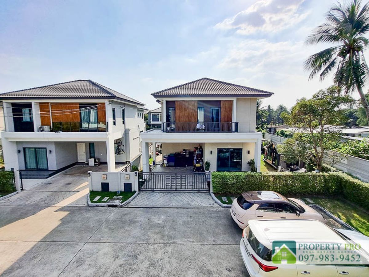 ขายบ้านนนทบุรี บางใหญ่ บางบัวทอง : ขาย บ้าน Centro ราชพฤกษ์ 2 บ้านเดี่ยว 2 ชั้น 3 ห้องนอน ขนาด 53 ตรว 175 ตรม หลังริม สภาพใหม่มาก เฟอร์นิเจอร์ เครื่องใช้ไฟฟ้าครบ ใกล้ รถไฟฟ้า MRT บางพลู ทางด่วนศรีรัช วงแหวนรอบนอก พระราม 5 : EL24S-002 