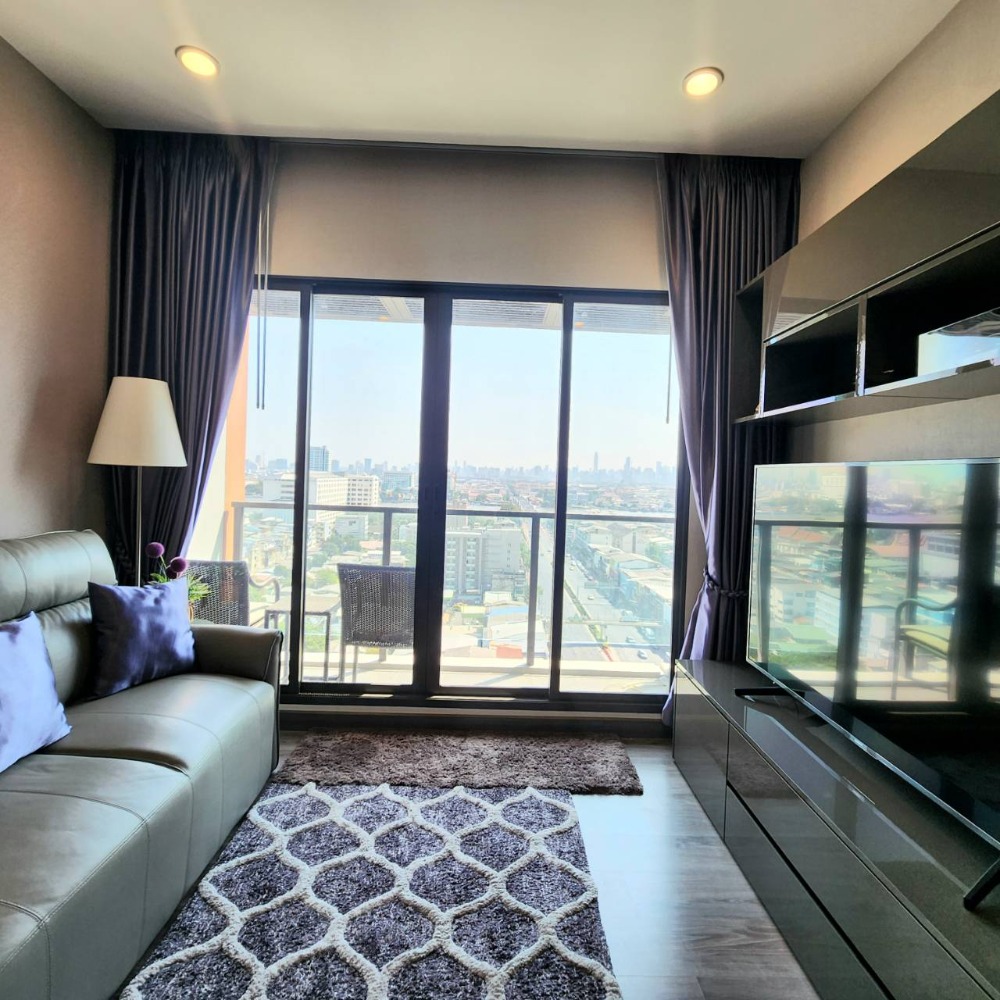 ให้เช่าคอนโดปิ่นเกล้า จรัญสนิทวงศ์ : ให้เช่า 2 ห้องนอน วิวโค้งแม่น้ำชัดเจน พร้อมเฟอร์นิเจอร์ครบ เหมือนพักผ่อนบ้านพักตาอากาศ 350 เมตร MRT สิรินธร