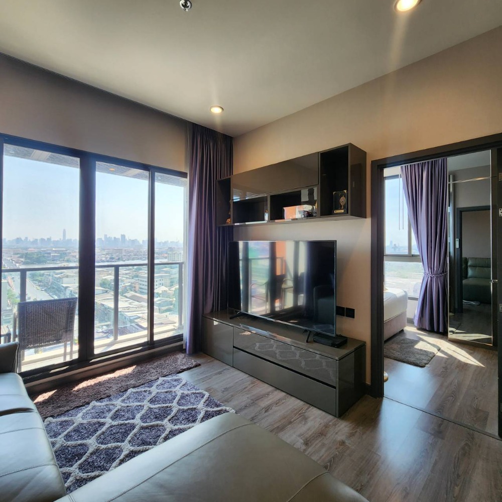 ให้เช่าคอนโดปิ่นเกล้า จรัญสนิทวงศ์ : ให้เช่า 2 ห้องนอน วิวโค้งแม่น้ำชัดเจน พร้อมเฟอร์นิเจอร์ครบ เหมือนพักผ่อนบ้านพักตาอากาศ 350 เมตร MRT สิรินธร
