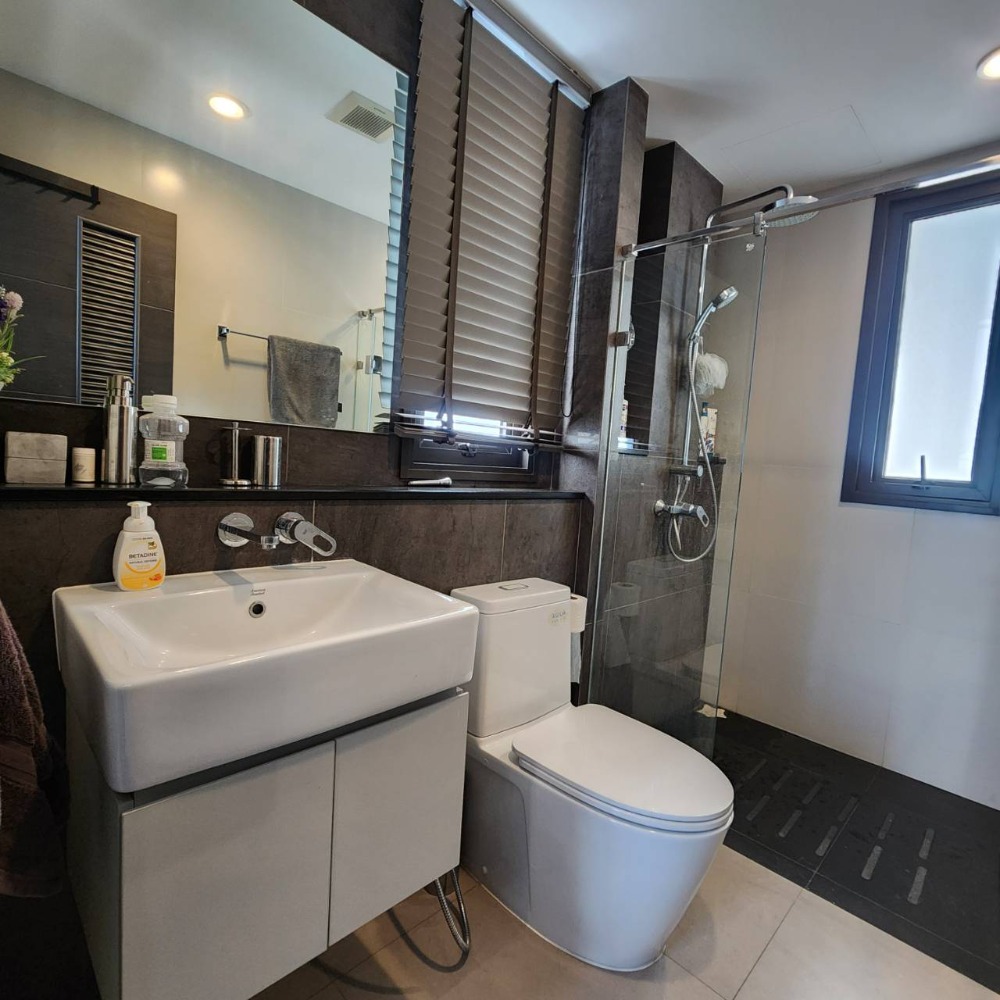 ให้เช่าคอนโดปิ่นเกล้า จรัญสนิทวงศ์ : ให้เช่า 2 ห้องนอน วิวโค้งแม่น้ำชัดเจน พร้อมเฟอร์นิเจอร์ครบ เหมือนพักผ่อนบ้านพักตาอากาศ 350 เมตร MRT สิรินธร