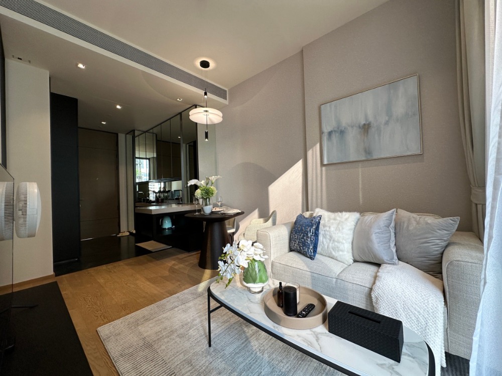 For RentCondoWitthayu, Chidlom, Langsuan, Ploenchit : Best Price for rent fully furnished 1 bedroom free internet