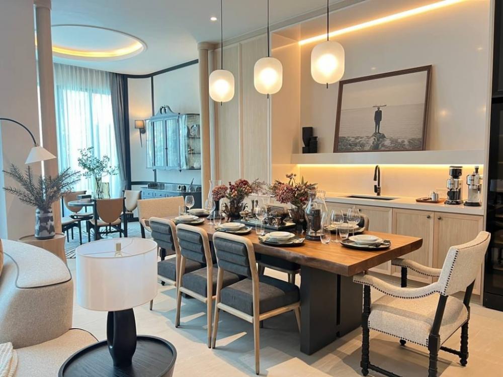 ขายบ้านเลียบทางด่วนรามอินทรา : ขายบ้านเดี่ยว Pool Villa 3 ชั้น Super Luxury ย่านเลียบด่วนรามอินทรา The Honor Yothinpattana