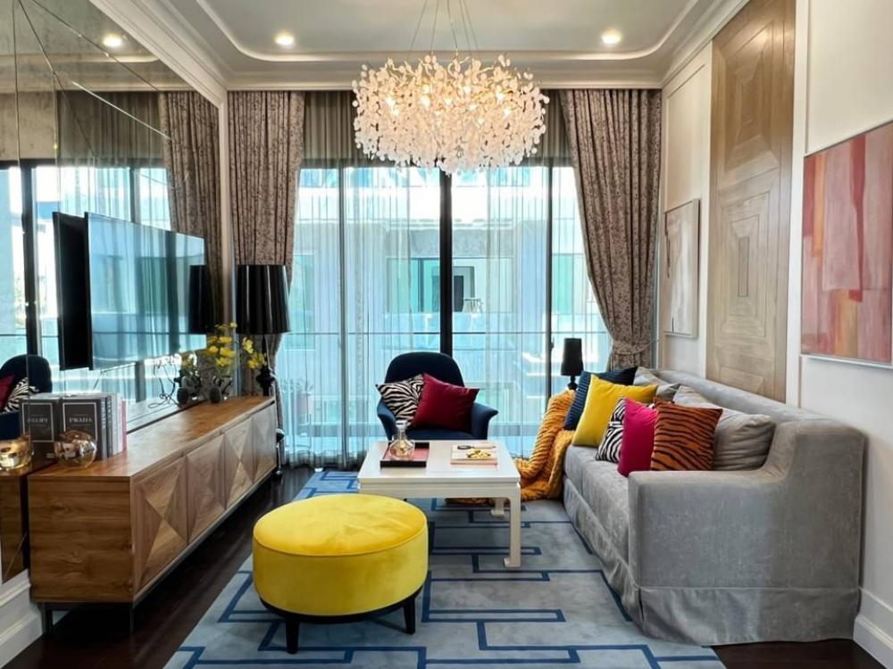 ขายบ้านเลียบทางด่วนรามอินทรา : ขายบ้านเดี่ยว Pool Villa 3 ชั้น Super Luxury ย่านเลียบด่วนรามอินทรา The Honor Yothinpattana