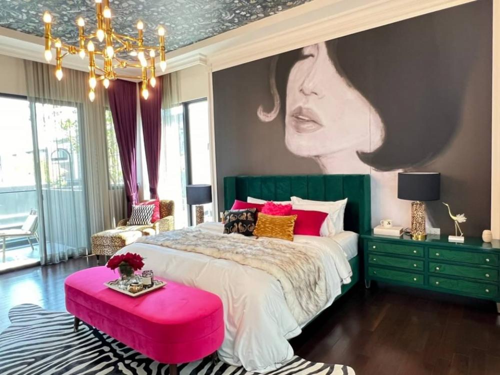 ขายบ้านเลียบทางด่วนรามอินทรา : ขายบ้านเดี่ยว Pool Villa 3 ชั้น Super Luxury ย่านเลียบด่วนรามอินทรา The Honor Yothinpattana