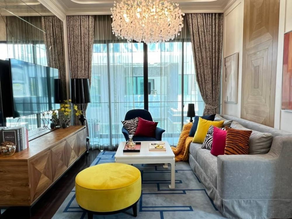 ขายบ้านเลียบทางด่วนรามอินทรา : ขายบ้านเดี่ยว Pool Villa 3 ชั้น Super Luxury ย่านเลียบด่วนรามอินทรา The Honor Yothinpattana