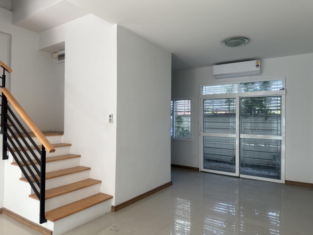For SaleHome OfficeNawamin, Ramindra : 3-story home office for sale, Krich Town Project, Nimitmai 13, Nimitmai Road, Soi 13-15, Sai Kong Din Subdistrict, Khlong Sam Wa District, Bangkok.