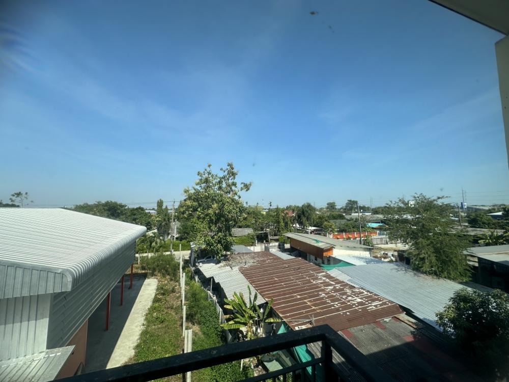 For SaleHome OfficeNawamin, Ramindra : 3-story home office for sale, Krich Town Project, Nimitmai 13, Nimitmai Road, Soi 13-15, Sai Kong Din Subdistrict, Khlong Sam Wa District, Bangkok.