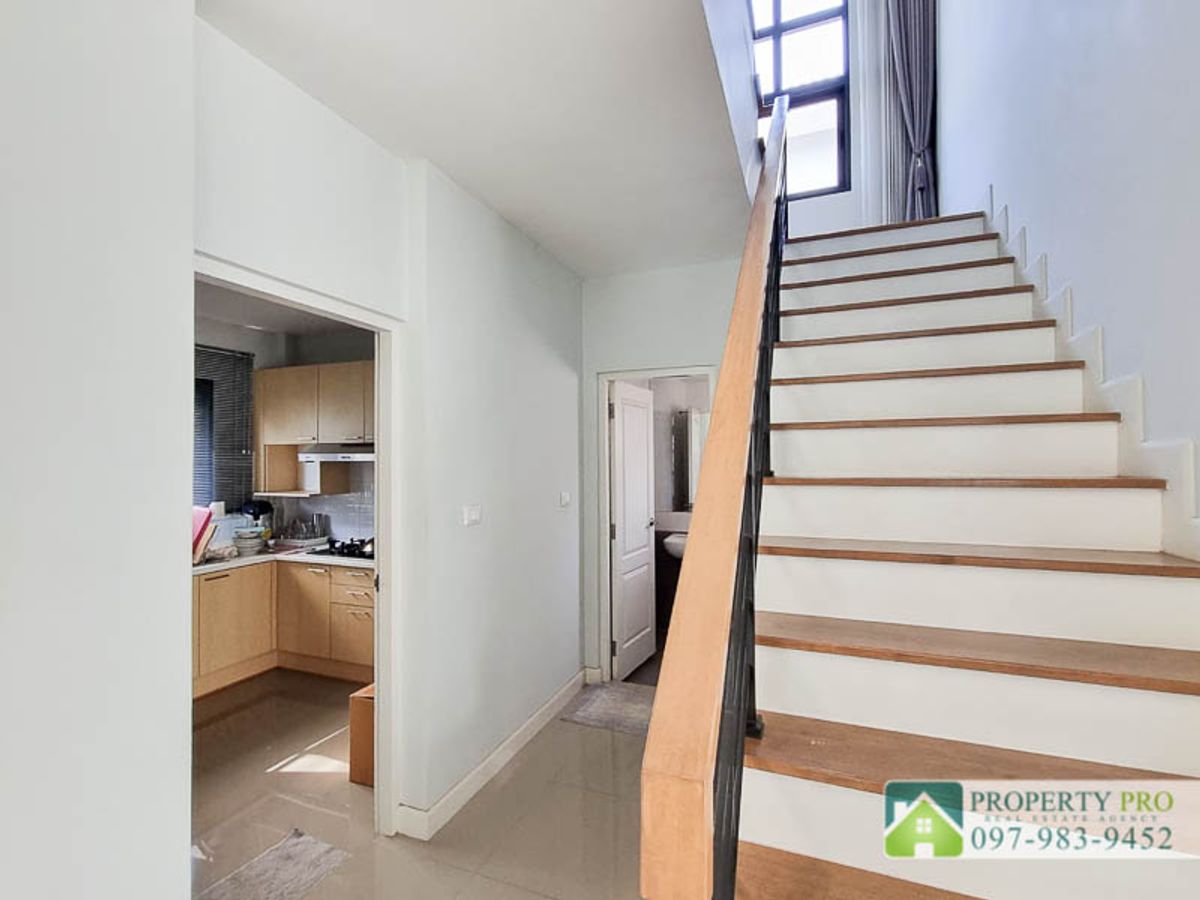 ขายบ้านนนทบุรี บางใหญ่ บางบัวทอง : ขาย บ้าน Centro ราชพฤกษ์ 2 บ้านเดี่ยว 2 ชั้น 3 ห้องนอน ขนาด 53 ตรว 175 ตรม หลังริม สภาพใหม่มาก เฟอร์นิเจอร์ เครื่องใช้ไฟฟ้าครบ ใกล้ รถไฟฟ้า MRT บางพลู ทางด่วนศรีรัช วงแหวนรอบนอก พระราม 5 : EL24S-002 