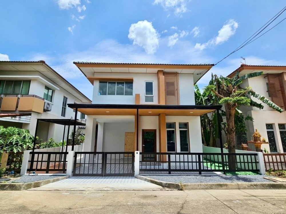 ขายบ้าน : บ้านแฝด 2 ชั้น หมู่บ้านพร้อมพัฒน์ กรีนโนว่า ถนน ปัญญาเนเชอรัลปาร์ค ซอย ซาฟารีเวิล์ด แฟชั่นไอส์แลนด์ เดอะพรอมานาด เซ็นทรัลรามอินทรา ตลาดมารวย สวนสยาม ซาฟารีเวิลด์ รถไฟสายสีชมพู