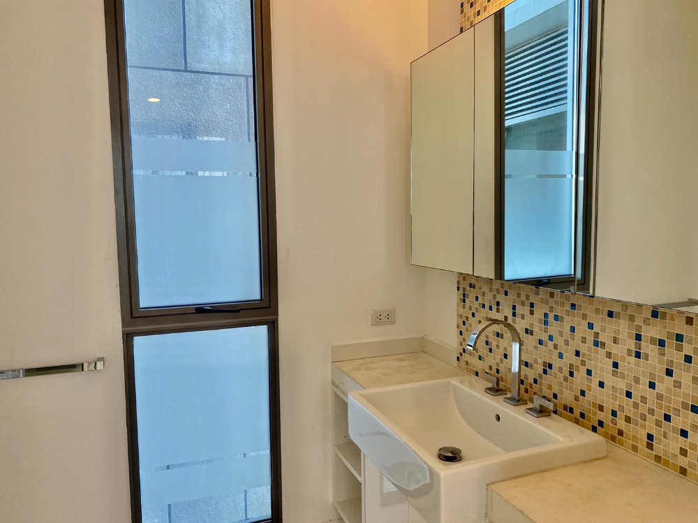 ขายคอนโดพัทยา บางแสน ชลบุรี สัตหีบ : For Sale  Northpoint 2 Beds with 2 bathtub (S03-1494) S