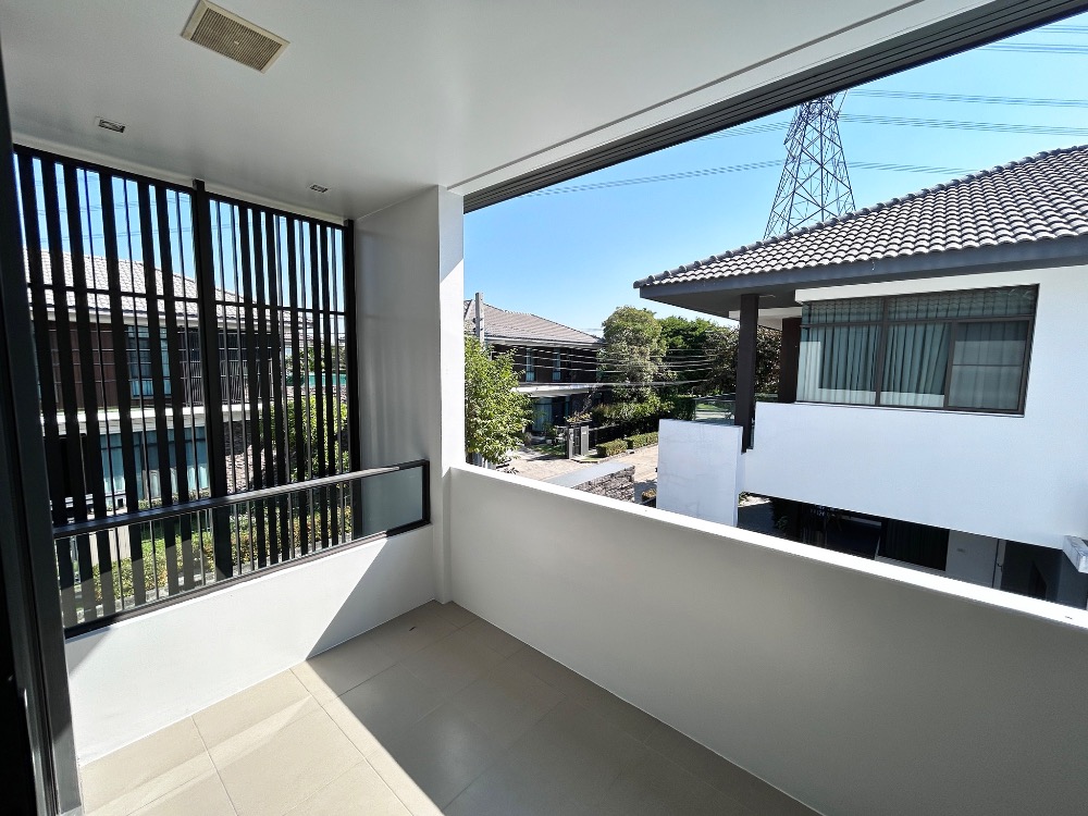 For RentHouseLadkrabang, Suwannaphum Airport : K-5418 For rent/sale! Single house Manthana 4 On Nut Wongwaen, beautiful house with built-in furniture.