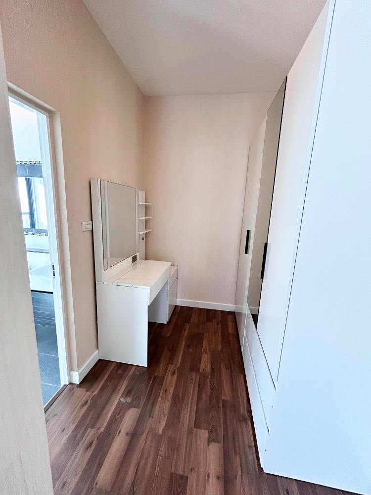 For RentHouseLadkrabang, Suwannaphum Airport : K-5418 For rent/sale! Single house Manthana 4 On Nut Wongwaen, beautiful house with built-in furniture.