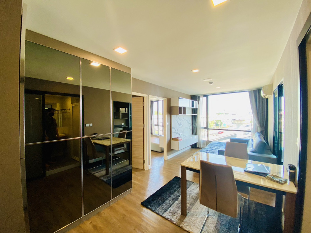 For SaleCondoNawamin, Ramindra : Condo for sale with tenant, corner room, beautifully decorated, Esta Bliss Ramintra, size 45.91 sq m., near the BTS.