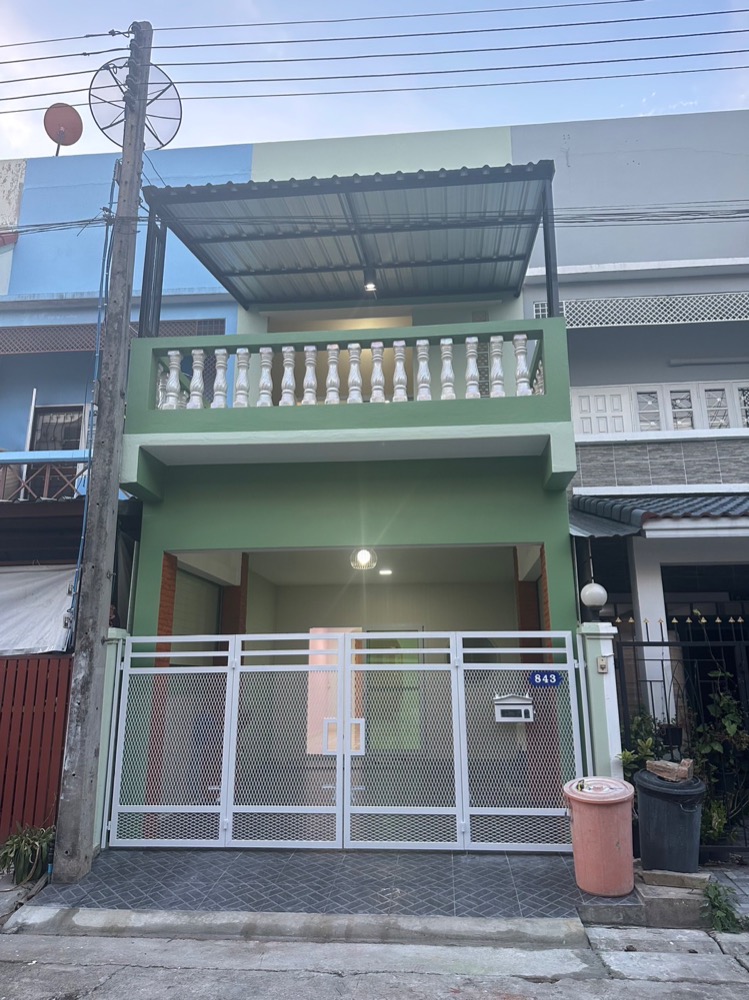 ขายทาวน์โฮมปทุมธานี รังสิต ธรรมศาสตร์ : 🔥🔥บ้านสวยแบบครอบครัว หมู่บ้าน ชมฟ้า  รังสิตคลอง 2 ธัญบุรี พื้นที่ 18 ตรว.1.95 ล้านบาท