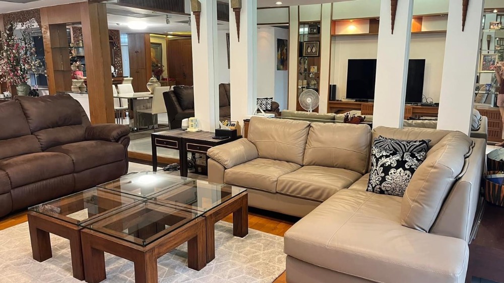 For SaleCondoWitthayu, Chidlom, Langsuan, Ploenchit : 💫For sale All Seasons Mansion, 2 Beds 136 sqm with large balcony, a convenient project to live with many restaurants, coffee shops, Tops supermarket in the building