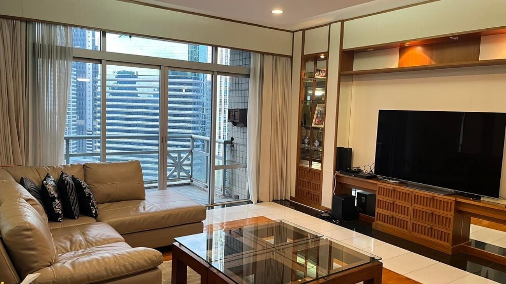 For SaleCondoWitthayu, Chidlom, Langsuan, Ploenchit : 💫For sale All Seasons Mansion, 2 Beds 136 sqm with large balcony, a convenient project to live with many restaurants, coffee shops, Tops supermarket in the building