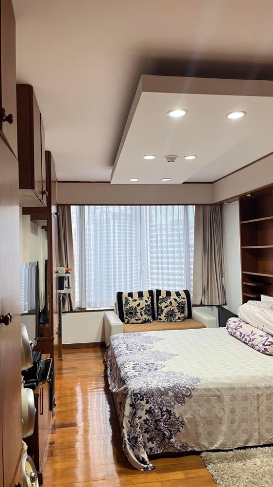 For SaleCondoWitthayu, Chidlom, Langsuan, Ploenchit : 💫For sale All Seasons Mansion, 2 Beds 136 sqm with large balcony, a convenient project to live with many restaurants, coffee shops, Tops supermarket in the building
