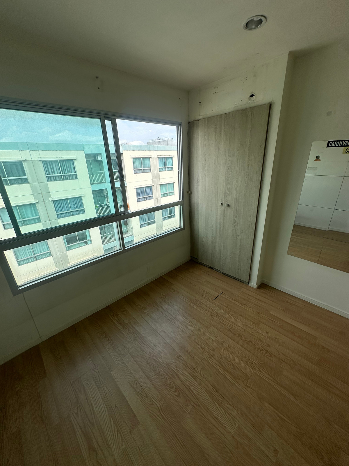 ขายคอนโดพัฒนาการ ศรีนครินทร์ : ขายด่วน คอนโด ลุมพินี วิลล์ อ่อนนุช-พัฒนาการ 1 นอน 22.54 ตรม ชั้น 8 อาคาร A