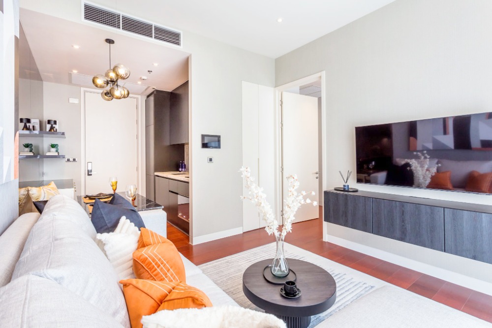 For SaleCondoSukhumvit, Asoke, Thonglor : For sale, KHUN by YOO Thonglor, 1 bedroom, 49 sqm, excellent condition, elegantly-decorated and fully-furnished.