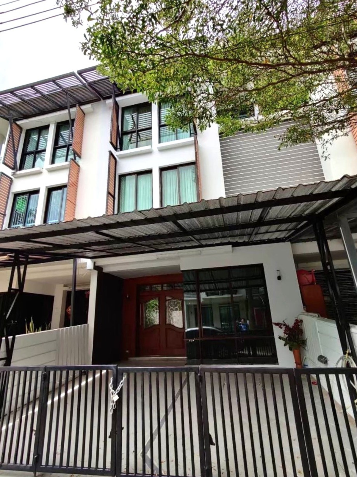 For RentTownhomeOnnut, Udomsuk : Areeya Mandarina Sukhumvit 77