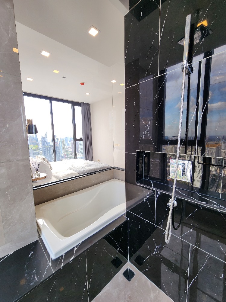 ให้เช่าคอนโดพระราม 9 เพชรบุรีตัดใหม่ RCA : For Rent One 9 Five Asoke - Rama 9 2 Beds closed to MRT