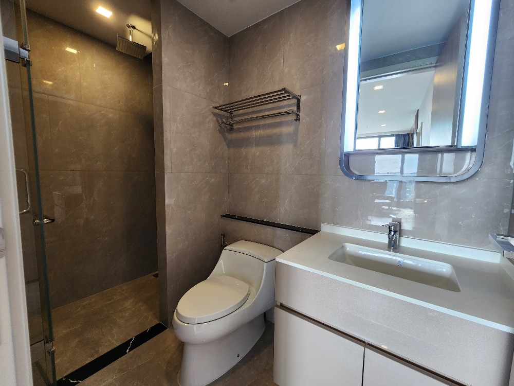 ให้เช่าคอนโดพระราม 9 เพชรบุรีตัดใหม่ RCA : For Rent One 9 Five Asoke - Rama 9 2 Beds closed to MRT