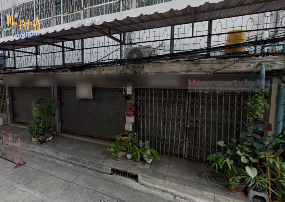 ขายอาคารพาณิชย์พระราม 3 สาธุประดิษฐ์ : ขายด่วนอาคารพาณิชย์ ทำเลดี!! 3 คูหา 5 ชั้น ถนนจันทน์ซอย 16 แยก 6 ใกล้สถานีรถไฟฟ้าหลายสาย ME-136