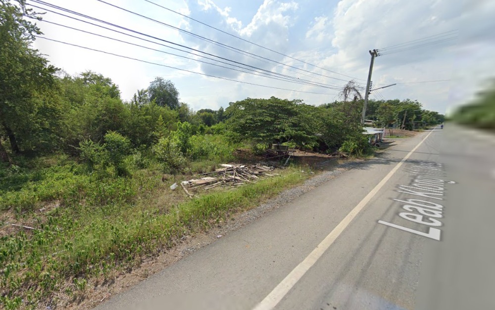 ขายที่ดินปทุมธานี รังสิต ธรรมศาสตร์ : ขาย ที่ดิน 288 ตรว. ติด ถ. เลียบคลอง 11 ฝั่งตะวันตก หนองเสือ ปทุมธานี ใกล้เส้นทางหลวงปทุมธานี-อยุธยา