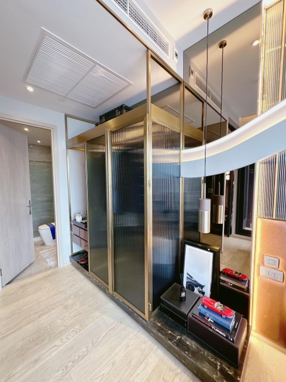 For SaleCondoRama9, Petchburi, RCA : 🔥 Reduce the power of the palace very much 🔥 only 7.19 MB. Ashton Asoke Rama9 1, 1 bed, size 34 SQM. ❌ Price 9,130,000 million baht ❌✅ only 7,190,000 million baht. only