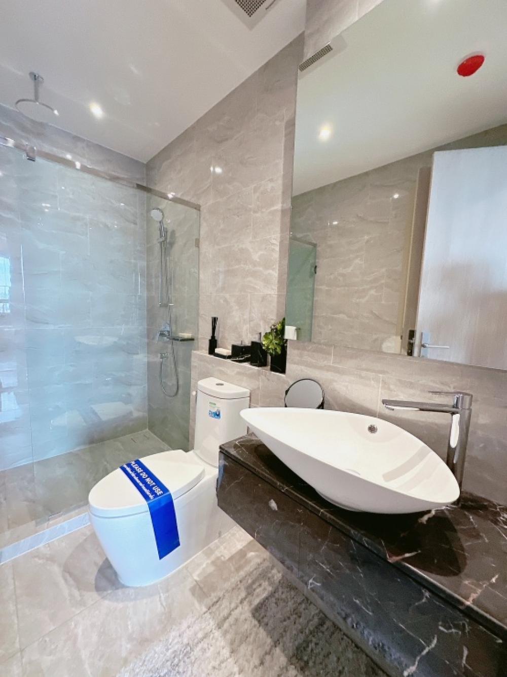 For SaleCondoRama9, Petchburi, RCA : 🔥 Reduce the power of the palace very much 🔥 only 7.19 MB. Ashton Asoke Rama9 1, 1 bed, size 34 SQM. ❌ Price 9,130,000 million baht ❌✅ only 7,190,000 million baht. only