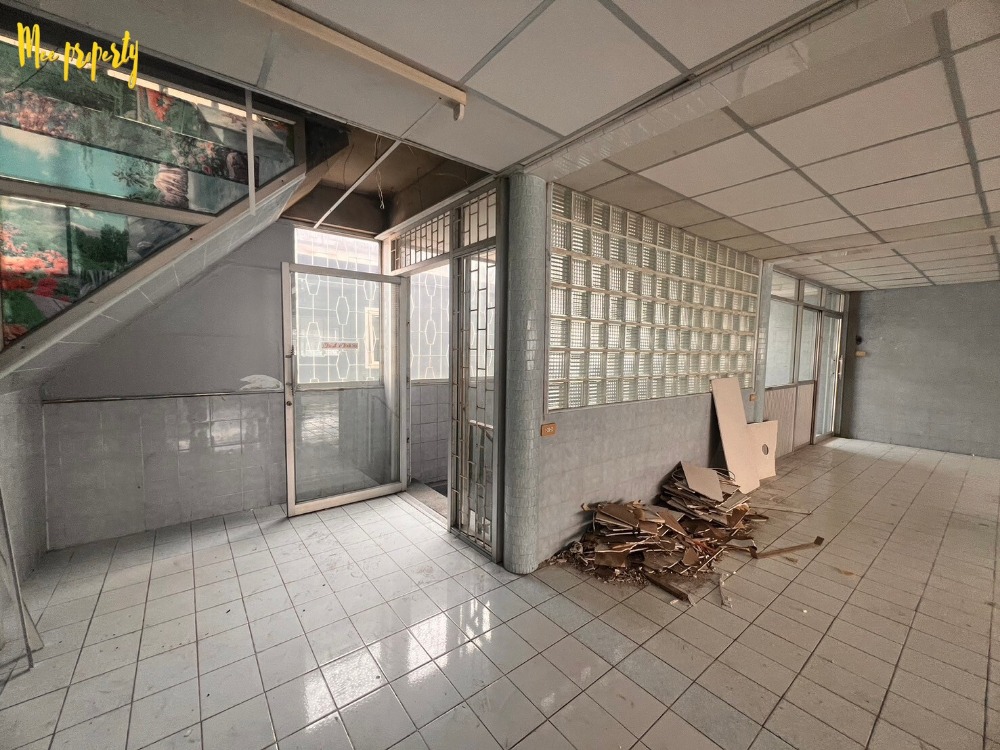 ขายอาคารพาณิชย์พระราม 3 สาธุประดิษฐ์ : ขายด่วนอาคารพาณิชย์ ทำเลดี!! 3 คูหา 5 ชั้น ถนนจันทน์ซอย 16 แยก 6 ใกล้สถานีรถไฟฟ้าหลายสาย ME-136