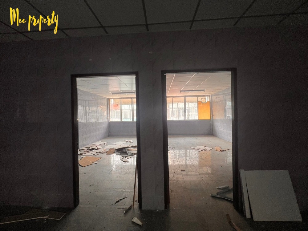 ขายอาคารพาณิชย์พระราม 3 สาธุประดิษฐ์ : ขายด่วนอาคารพาณิชย์ ทำเลดี!! 3 คูหา 5 ชั้น ถนนจันทน์ซอย 16 แยก 6 ใกล้สถานีรถไฟฟ้าหลายสาย ME-136