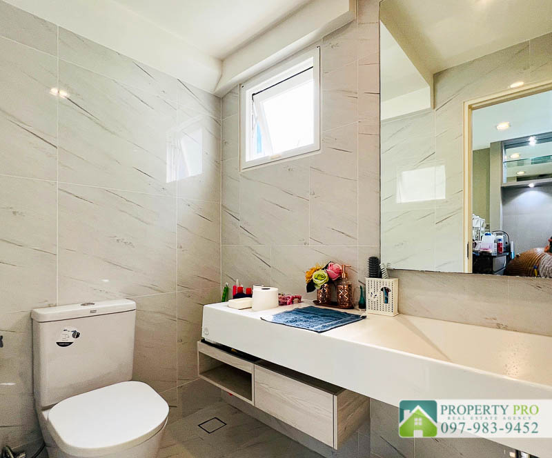 For SaleHouseNonthaburi, Bang Yai, Bangbuathong : House for Sale Mantana Westgate, 4 Bedroom 60 Sqw 185 Sqm Fully Furnished Near MRT Talad Bang Yai, Klong Bang Phai, Bang Yai, Bang Bua Thong : EL24S-004