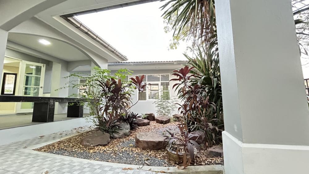 For RentHousePathum Thani,Rangsit, Thammasat : 2-storey detached house for rent, beautiful, newly renovated, Land & House project, price 20,000 / month #House newly renovated, painted, new electrical system throughout the house.