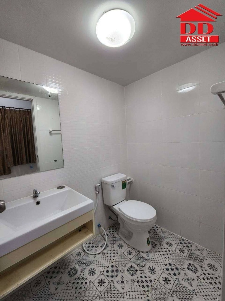 For SaleTownhomeSamut Prakan,Samrong : 2-story townhome for sale, The Connect Village 1 Suvarnabhumi-Kingkaew Newly renovated house, code T8021