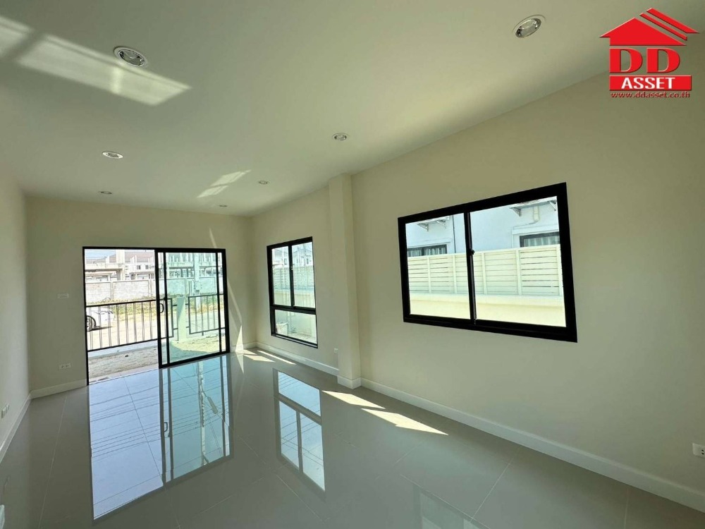 ให้เช่าบ้านปทุมธานี รังสิต ธรรมศาสตร์ : ให้เช่าบ้าน 2 ชั้น CPN ซีพีเอ็น นิน วงแหวน ลำลูกกาคลอง6 รหัส H8027