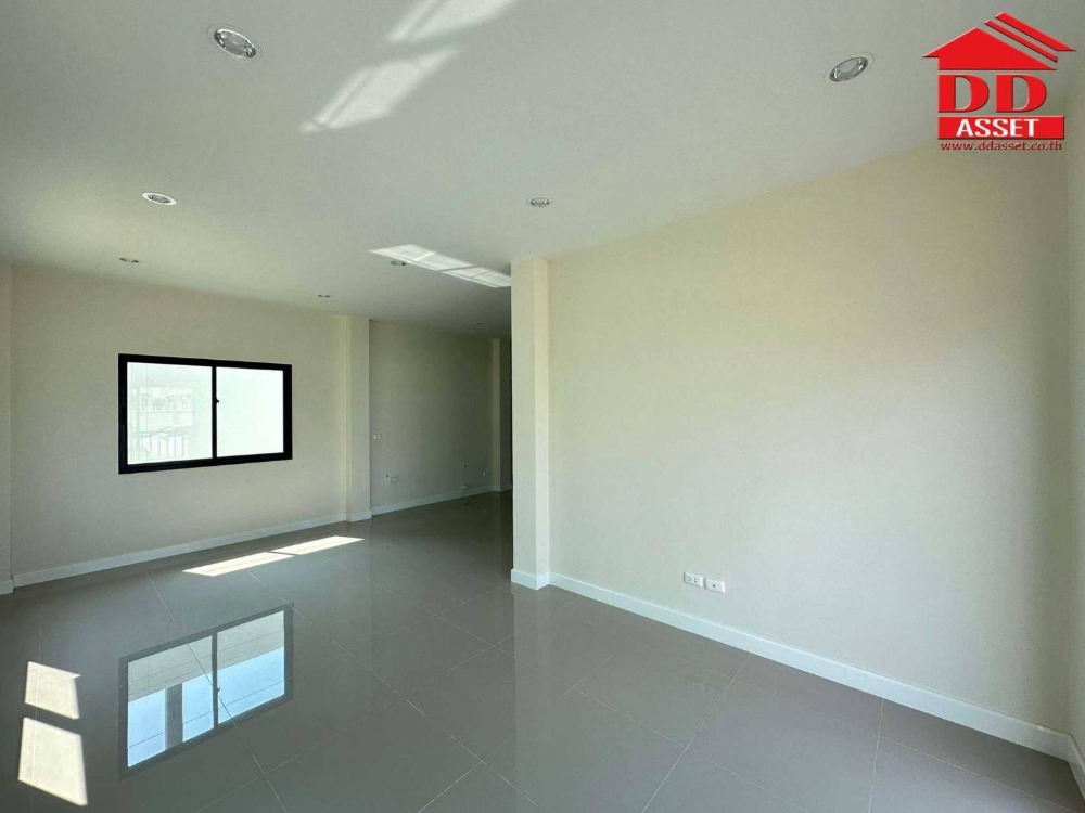 ให้เช่าบ้านปทุมธานี รังสิต ธรรมศาสตร์ : ให้เช่าบ้าน 2 ชั้น CPN ซีพีเอ็น นิน วงแหวน ลำลูกกาคลอง6 รหัส H8027