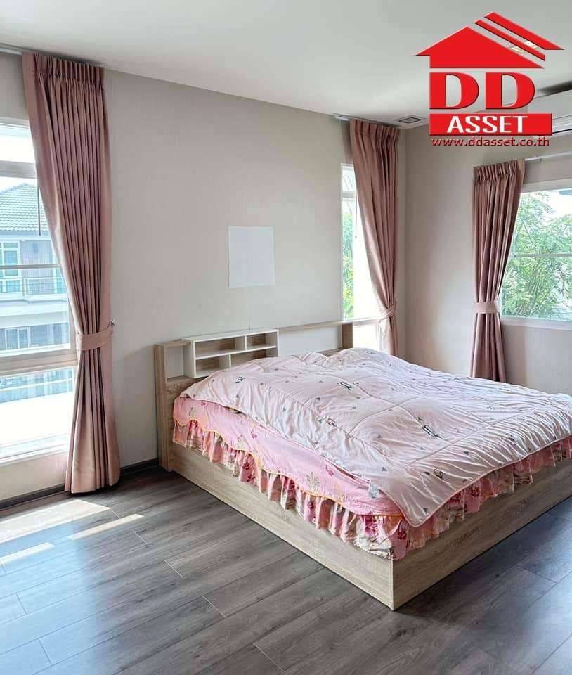 ขายบ้านนนทบุรี บางใหญ่ บางบัวทอง : ขายบ้านเดี่ยวโครงการ มัณฑนา westgate อยู่ตรงข้ามเซ็นทรัลเวสต์เกต เพียง 1 กม. รหัส8028