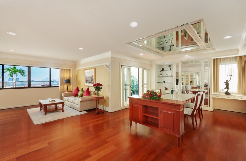 ให้เช่าคอนโดสุขุมวิท อโศก ทองหล่อ : Apartment สุขุมวิท ห้องขนาดใหญ่ 3 นอน 207 ตรม ใกล้ห้าง และ BTS นานา แต่งสวย มีบริการทำความสะอาด พร้อมเข้าอยู่