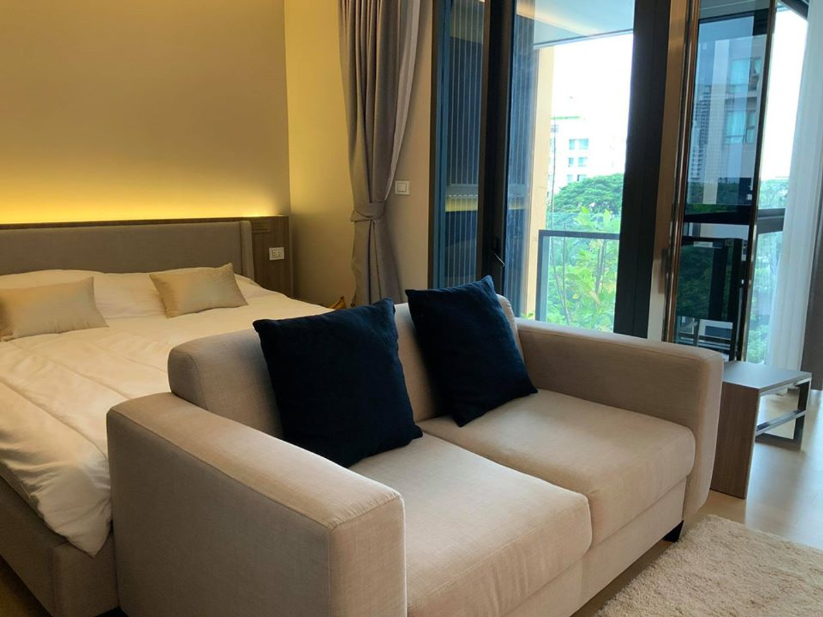 For RentCondoSukhumvit, Asoke, Thonglor : (6month, 1 Year) Urbitia Thonglo condo for rent Sukhumvit 36 BTS Thonglo 5 minutes