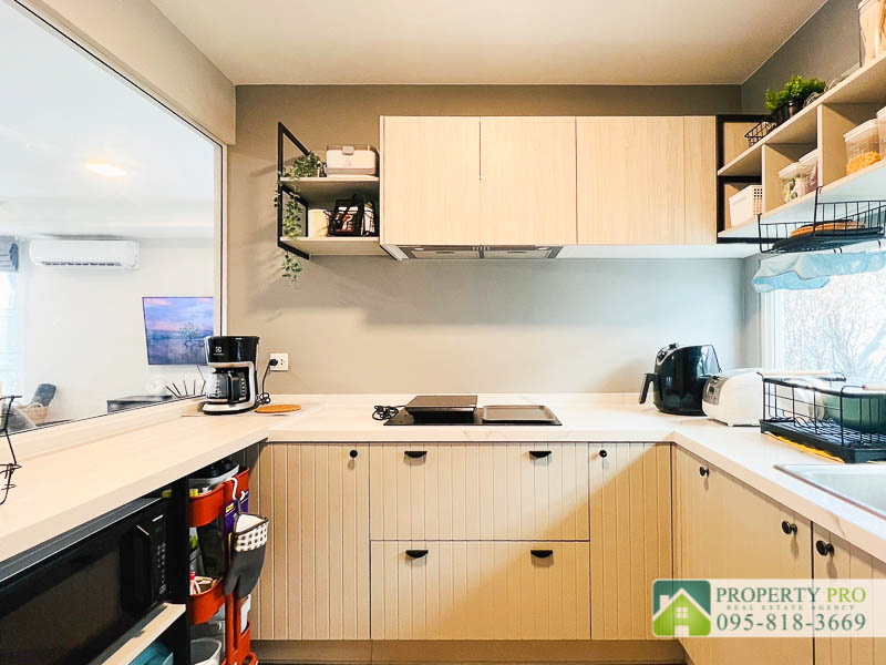 ขายบ้านบางนา แบริ่ง ลาซาล : ขาย บ้าน Anya บางนา รามคำแหง 2 บ้านแฝด แบบ 2 ห้องนอน 43 ตรว 146 ตรม สไตล์ French Country สภาพใหม่เอี่ยม เฟอร์นิเจอร์ เครื่องใช้ไฟฟ้าครบ ใกล้ เฉลิมพระเกียรติ ร.9 Mega Bangna ราชวินิตบางแก้ว สนามบินสุวรรณภูมิ : SL24S-002